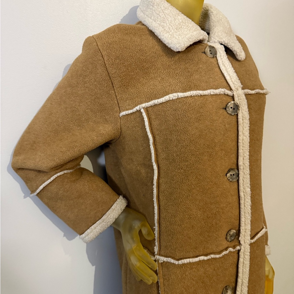 Vintage Women's Tan Long Coat - Picture 2 of 5